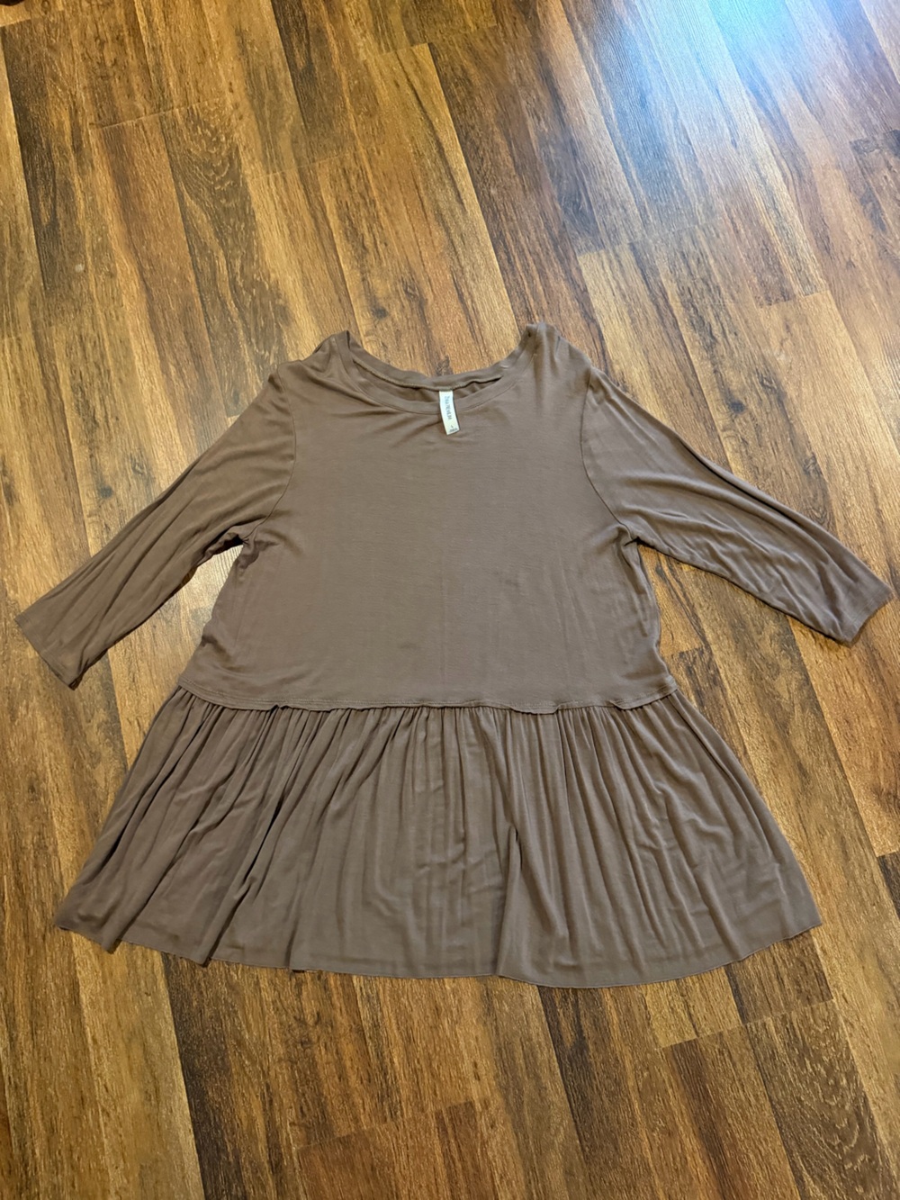 Zenana Brown 3/4 Sleeve Peplum Top